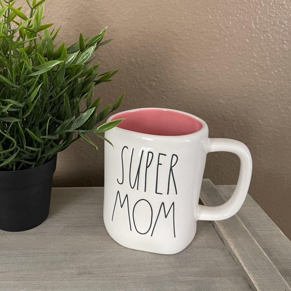 Rae Dunn Mug Súper Mom